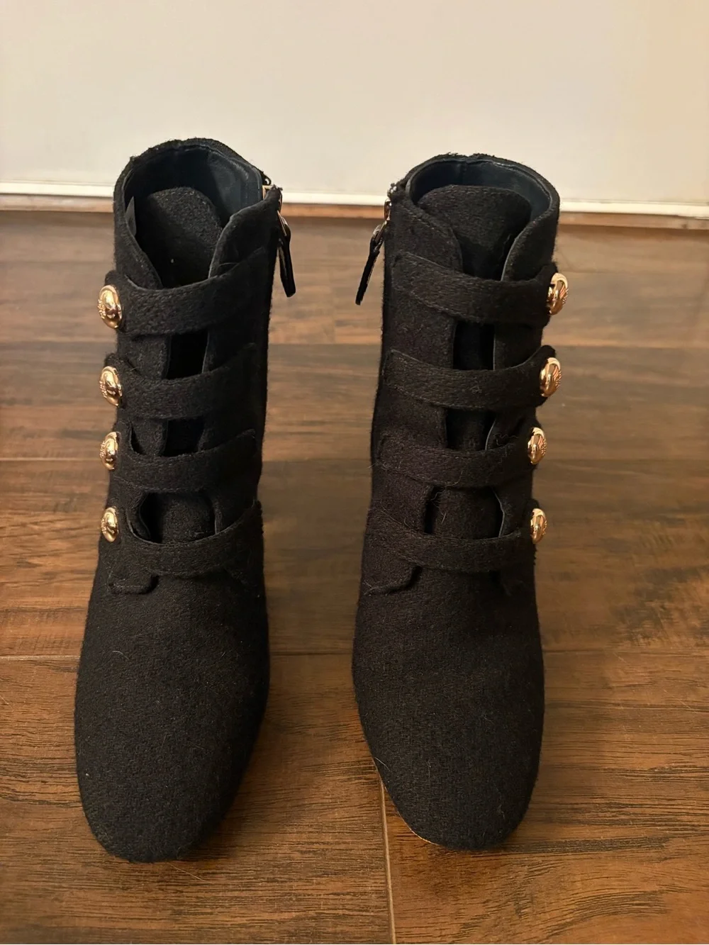 Tory Burch good gold